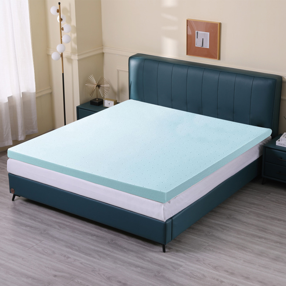 Saltea din spumă cu memorie cu gel perforat